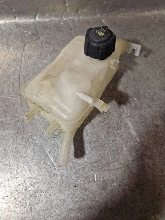 Coolant expansion tank/reservoir 217100005R