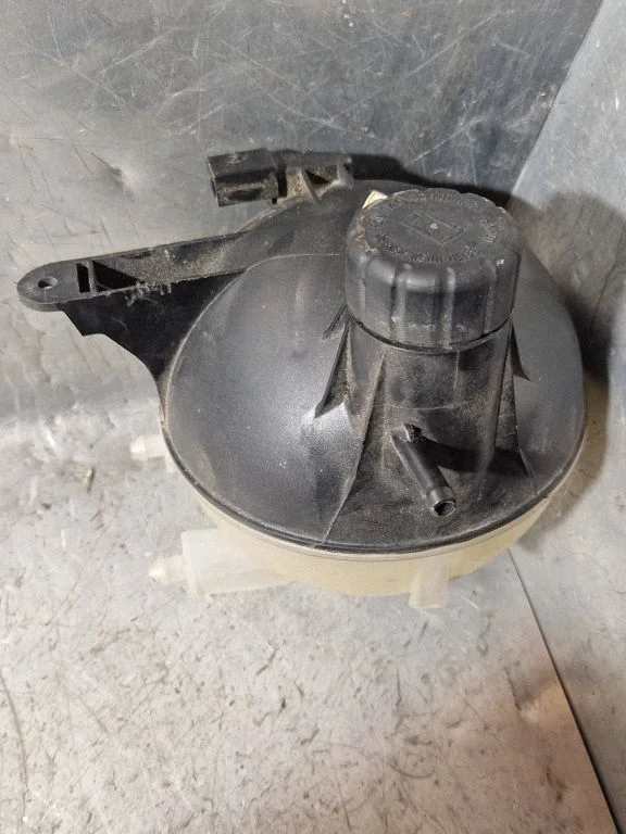 Coolant expansion tank/reservoir – Mercedes-Benz B-Class W245 (2005-2011)