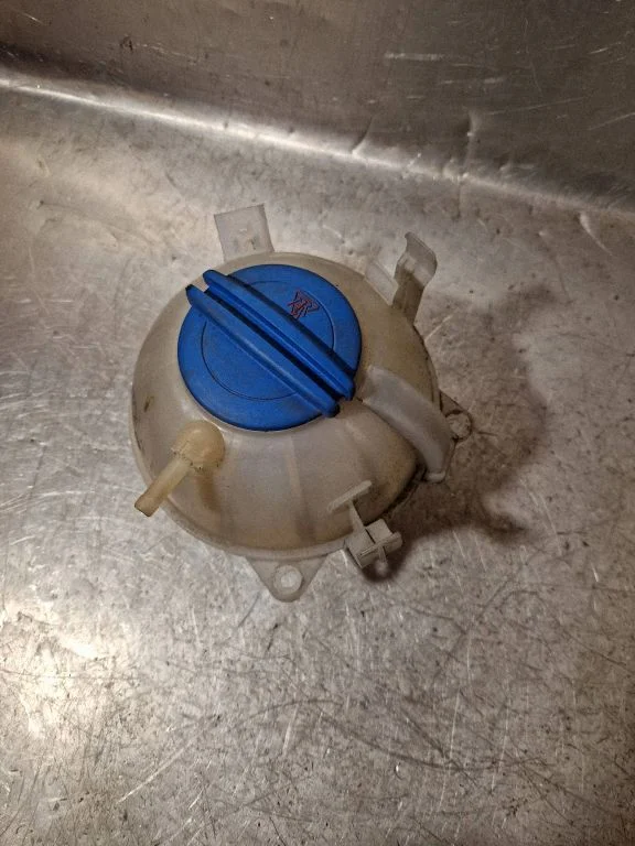 Coolant expansion tank/reservoir 1K0121407A