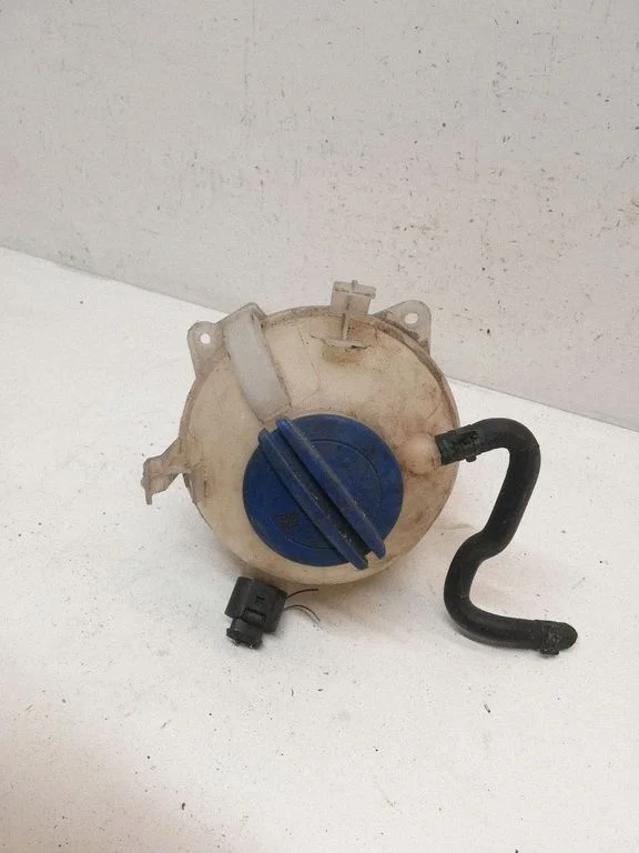 Coolant expansion tank/reservoir – Audi A3 S3 8P (2003-2012)
