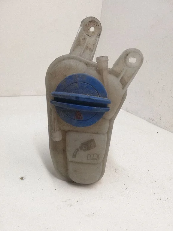 Coolant expansion tank/reservoir 8K0121403G
