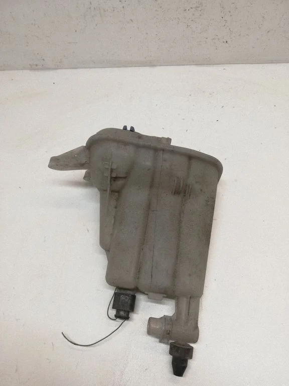Coolant expansion tank/reservoir 8K0121403G