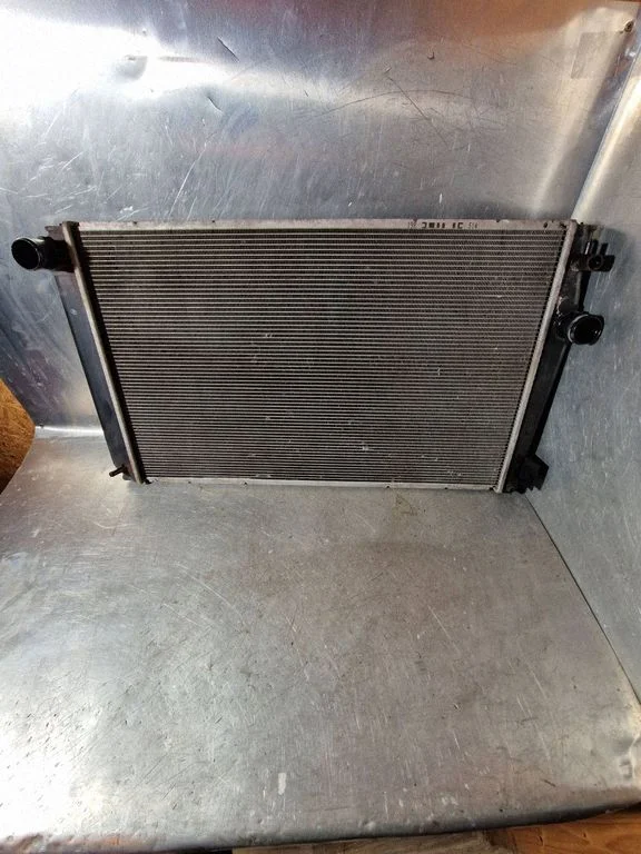 Jahutusvedeliku radiaator 4221335140