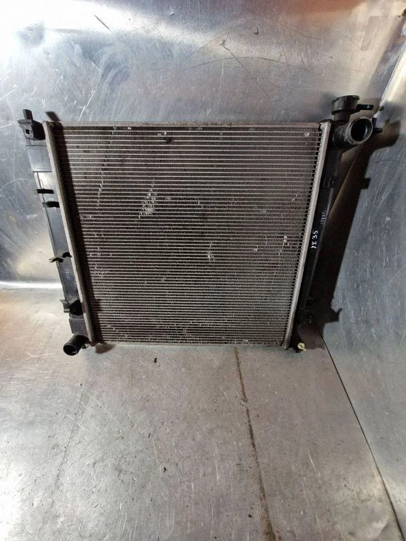 Jahutusvedeliku radiaator PA66GF33