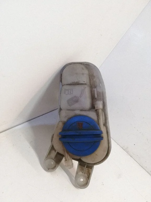 Coolant expansion tank/reservoir 8K0121403G