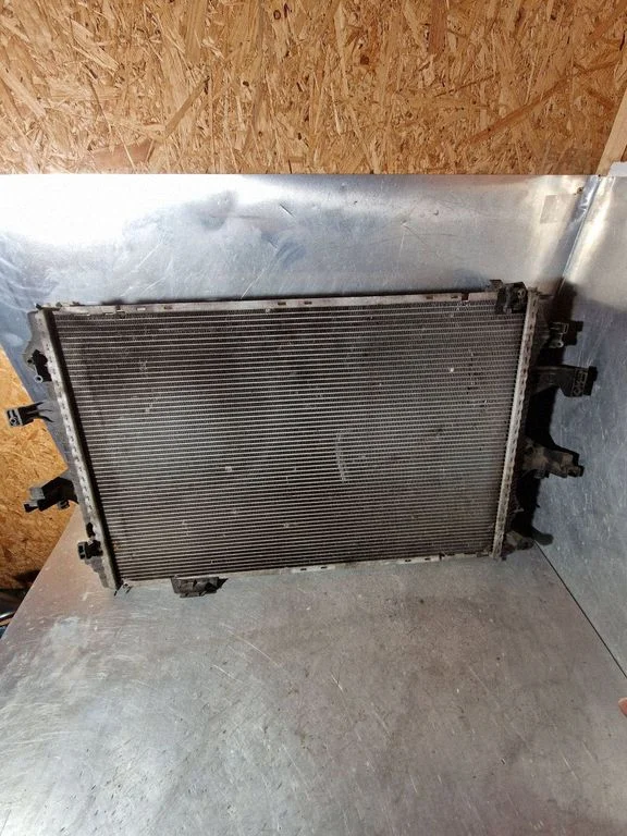 Dzesēšanas šķidruma radiators – Volkswagen Multivan T5 (2003-2015)