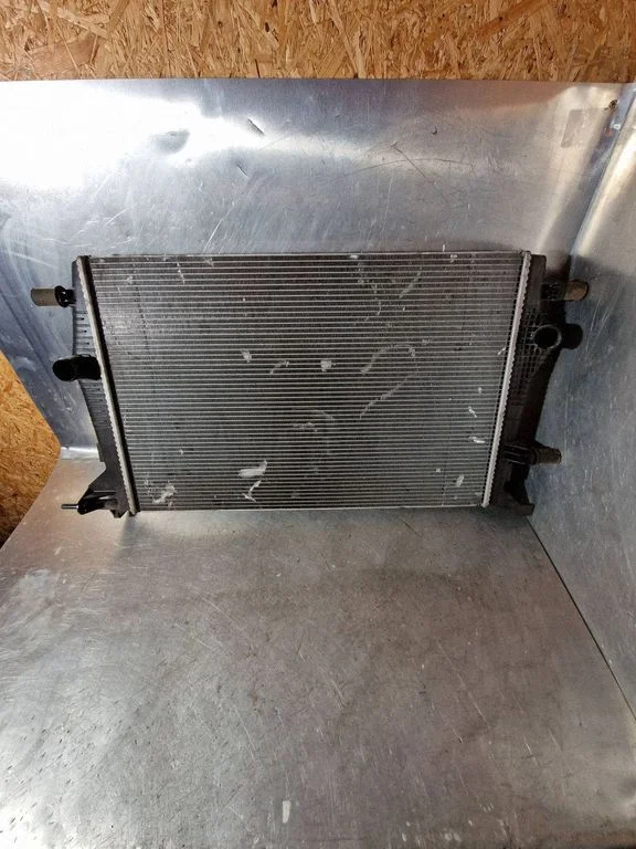 Coolant radiator 214100015R
