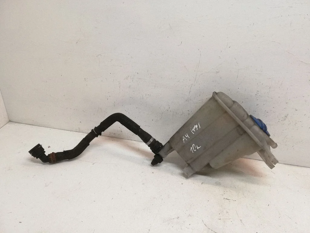 Coolant expansion tank/reservoir 8K0121405E