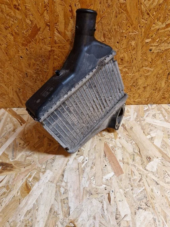 Intercooler radiator PA610GF33