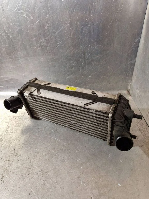 Vahejahuti radiaator – KIA Sportage (2011-2016)