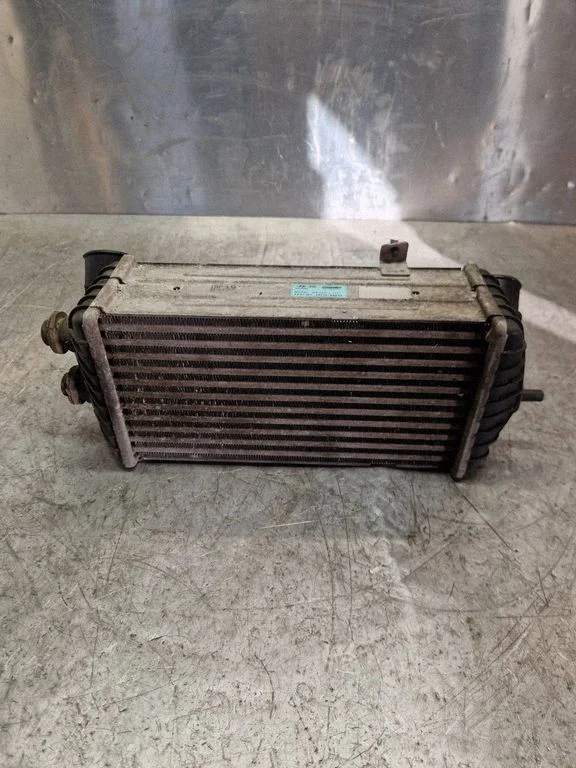 Starpdzesētāja (interkūlera) radiators 282702A070