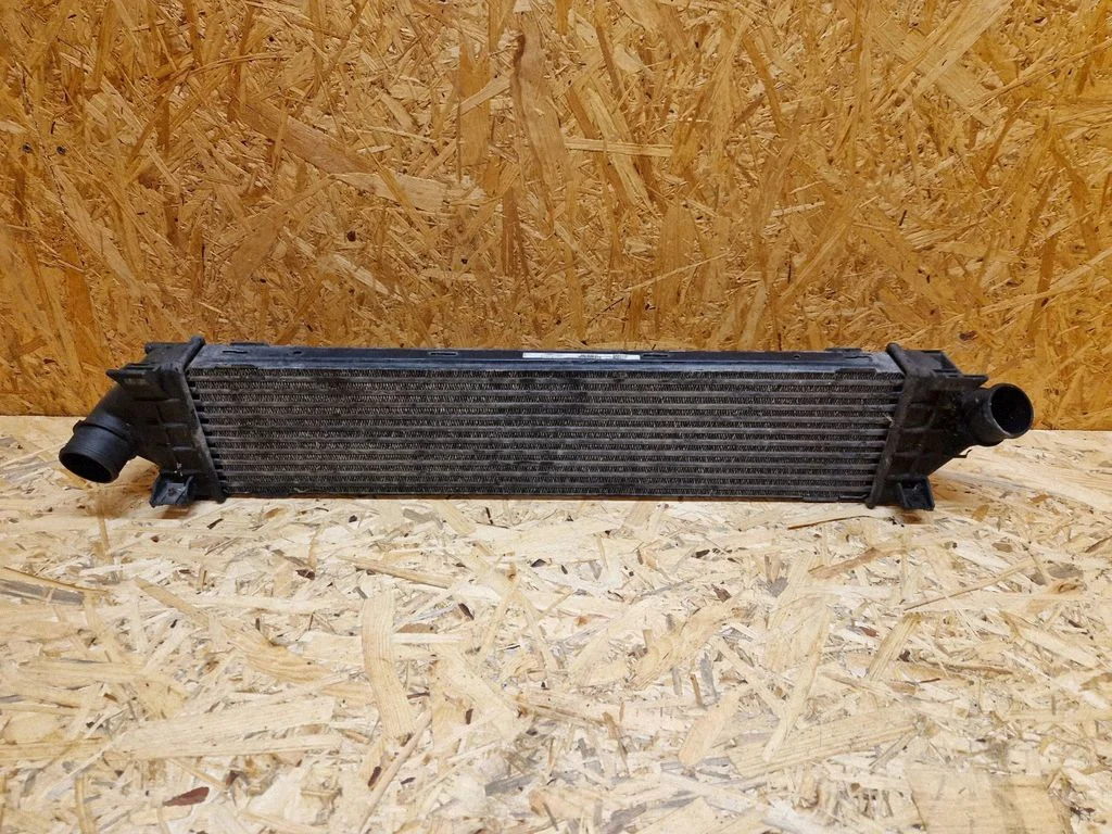 Starpdzesētāja (interkūlera) radiators – Ford S-MAX (2006-2015)