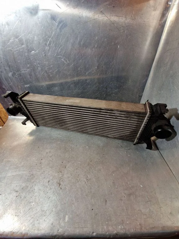 Starpdzesētāja (interkūlera) radiators PA66PA6GF50