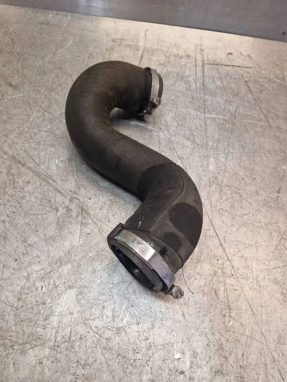 Intercooler hose/pipe
