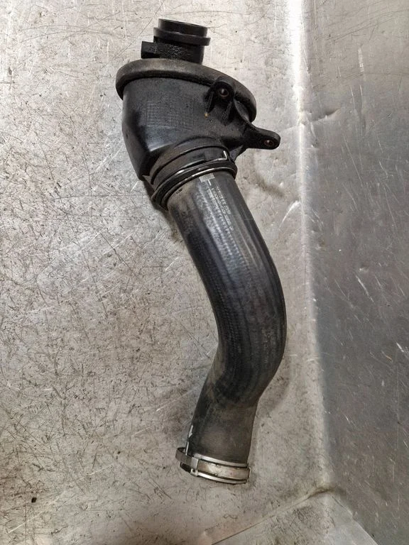 Intercooler hose/pipe A2045281882