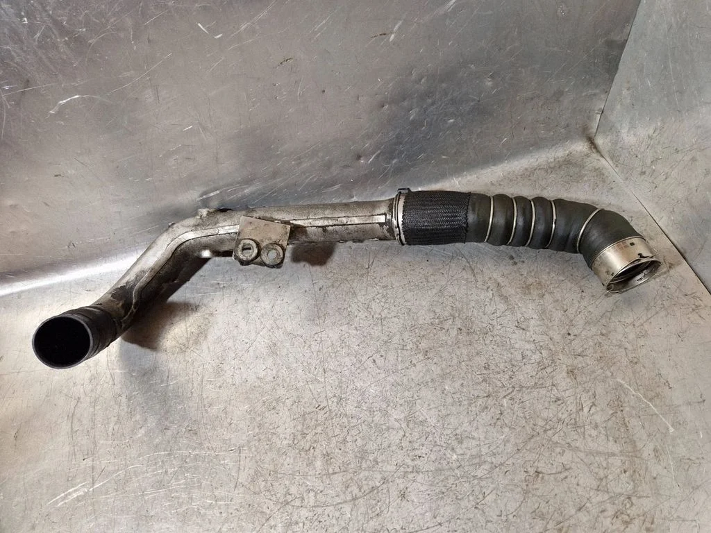 Intercooler hose/pipe – Infiniti EX (2007-)