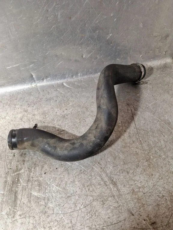 Intercooler hose/pipe