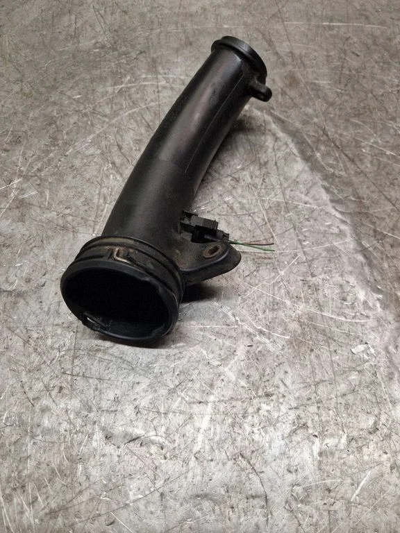 Intercooler hose/pipe A6460980207
