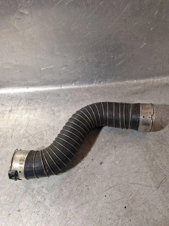 Intercooler hose/pipe – BMW 5 Series E60 E61 (2004-2010)