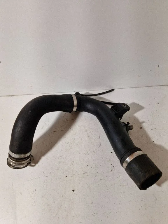 Intercooler hose/pipe – Toyota Corolla Verso AR10 (2004-2009)