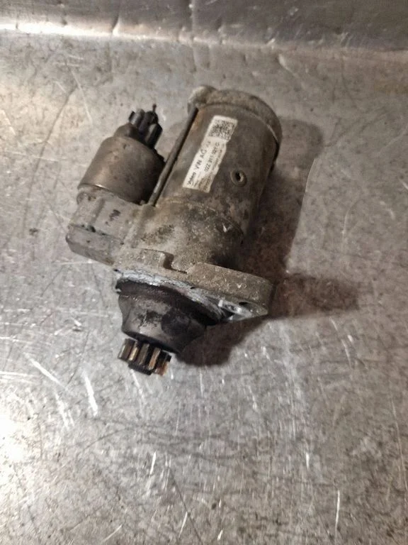 Starter motor 02Z911021C