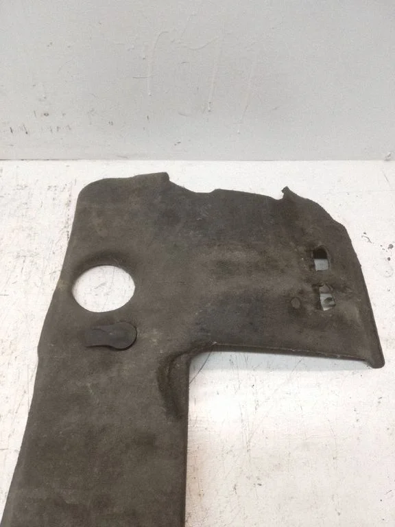 Engine cover (trim)