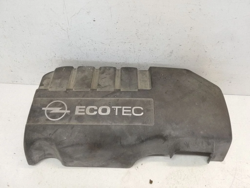 Engine cover (trim) – Opel Astra H (2004-2012)