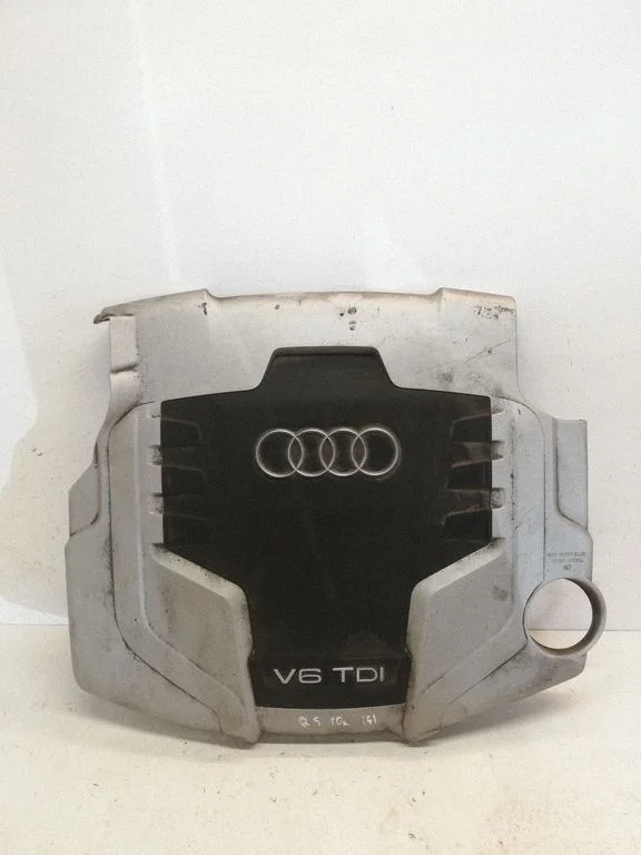 Mootori kate (kaunistus) – Audi Q5 SQ5 8R (2008-2017)