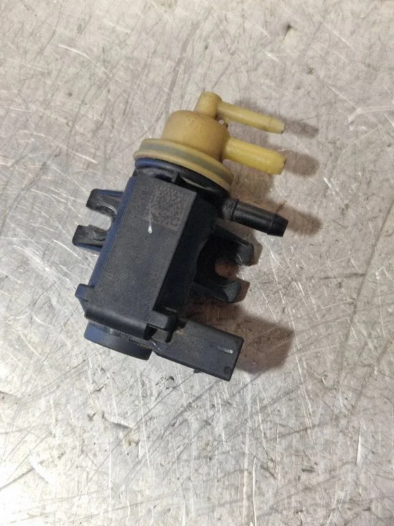 Turbo solenoid valve – Volkswagen Passat B7 USA (2012-2019)