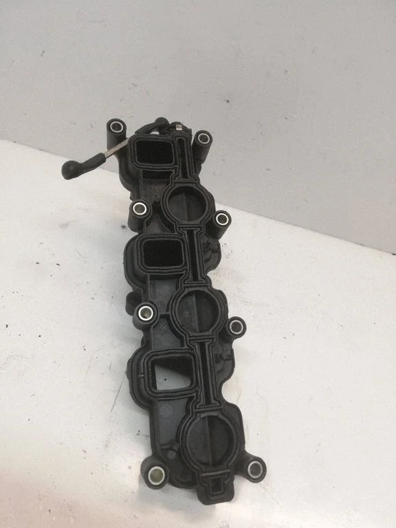 Intake manifold 059129712BN