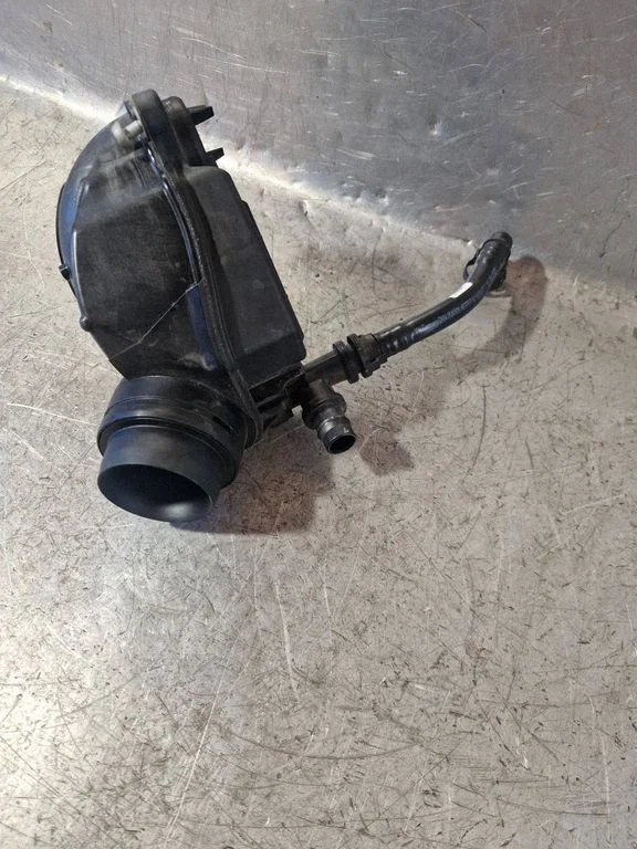 Air intake duct part 05C129654