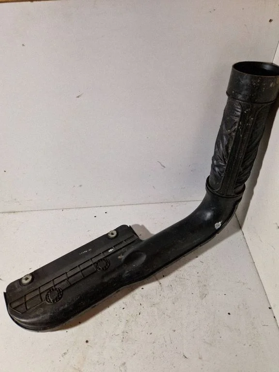 Air intake duct part 282103Z000