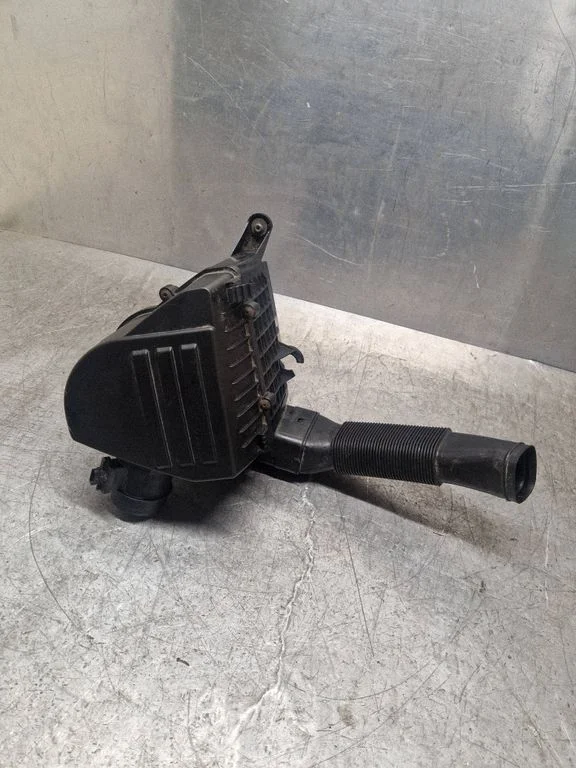 Air filter box 6R0129601G