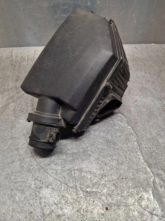 Air filter box – Volvo V70 (2005-2008)