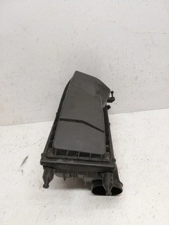 Air filter box – Land Rover Range Rover Sport L494 (2013-)