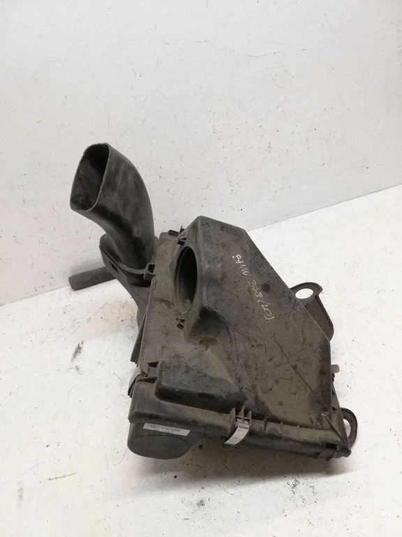Air filter box 1371779746703