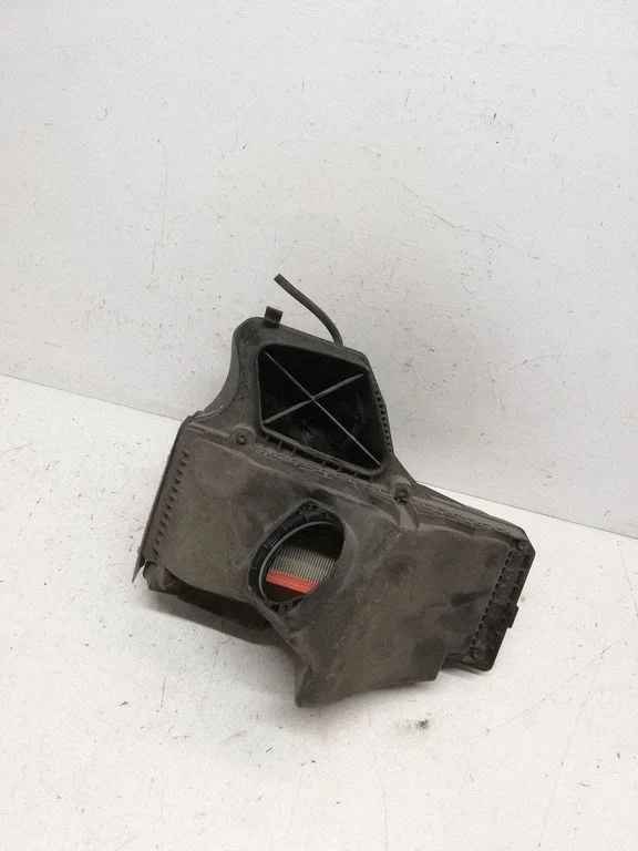 Air filter box 8K0133837AA