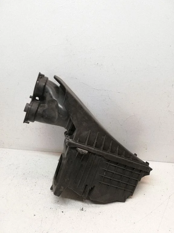 Air filter box 4R839600AF