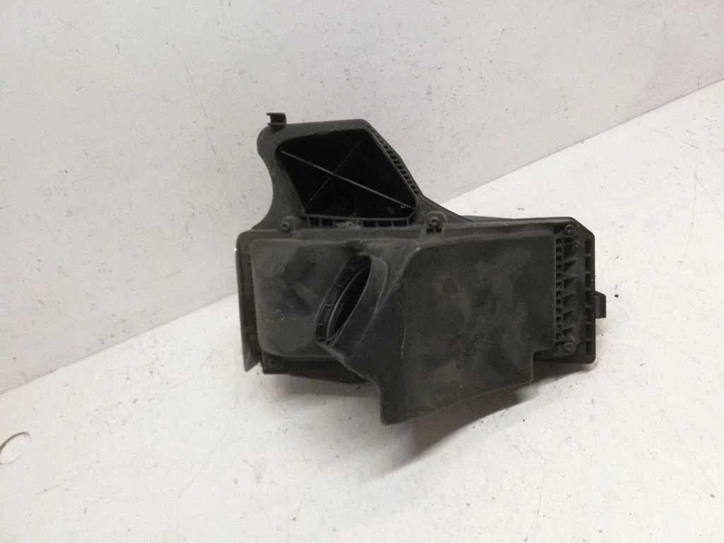 Air filter box 8K0133837AB