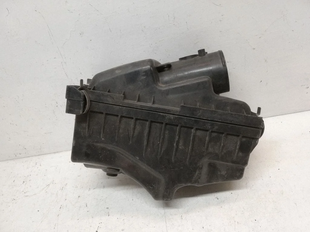 Õhufiltri korpus – Toyota Corolla Verso AR10 (2004-2009)