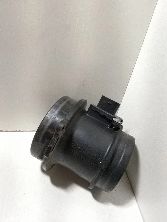 Mass air flow meter 059906461N