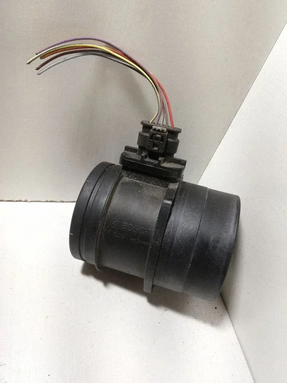 Mass air flow meter 8506409