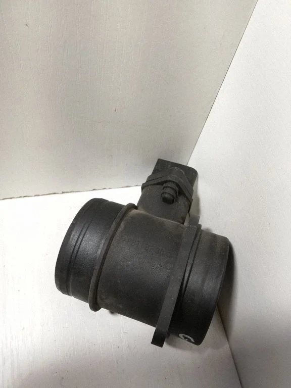 Mass air flow meter 038906461B