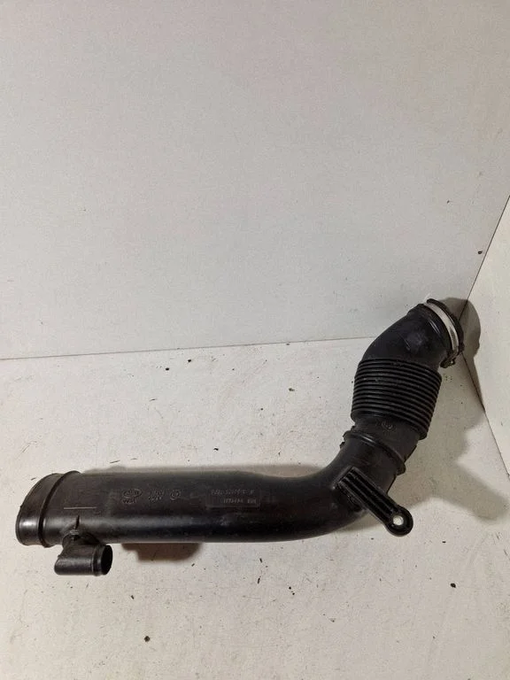 Air intake hose/pipe BJ329G620C