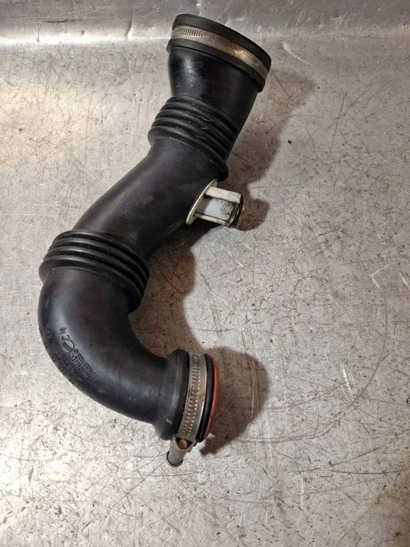Air intake hose/pipe – Citroen C4 I (2004-2010)