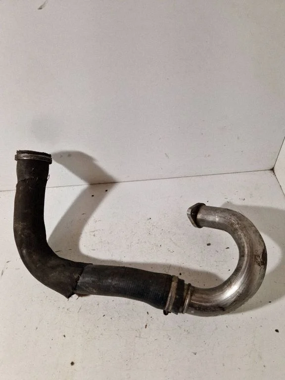 Air intake hose/pipe – Opel Astra H (2004-2012)