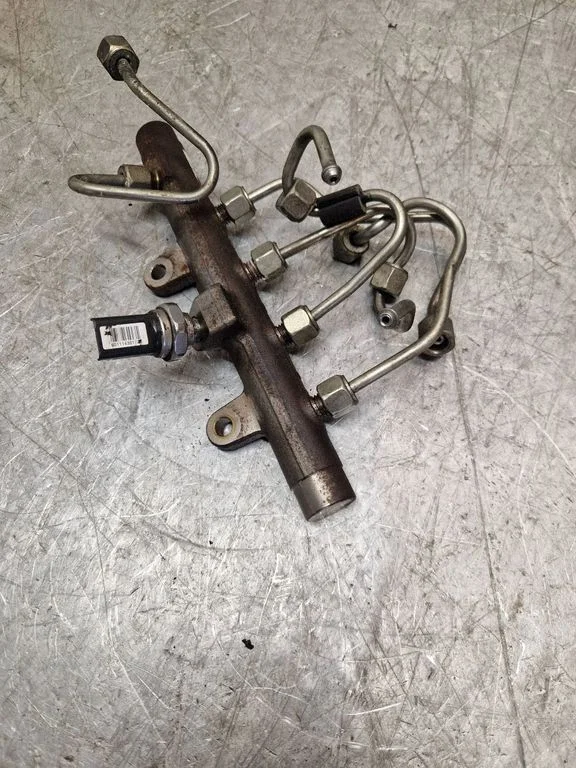 Fuel main line pipe – Renault Megane III (2009-2016)