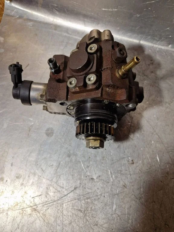 Fuel injection high pressure pump 8200804288