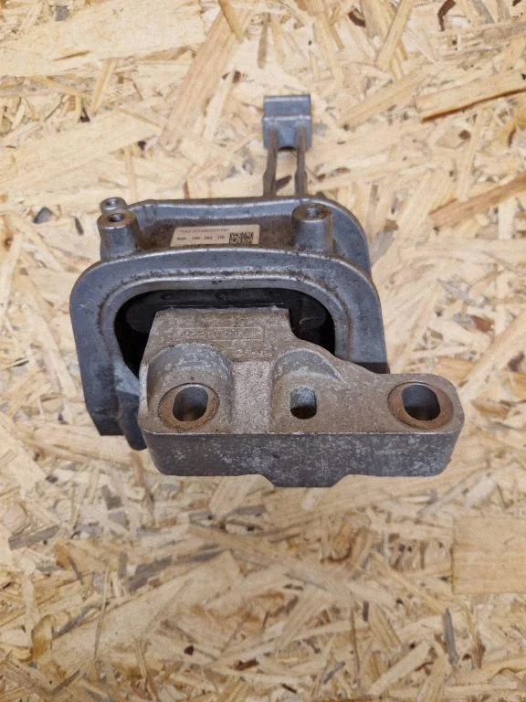 Mootoripadi 5Q0199262DE