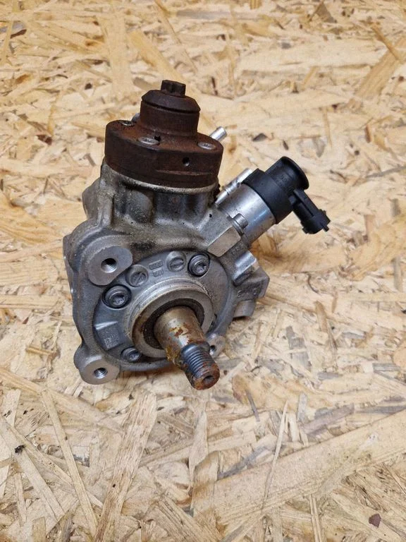 Fuel injection high pressure pump 9688499680
